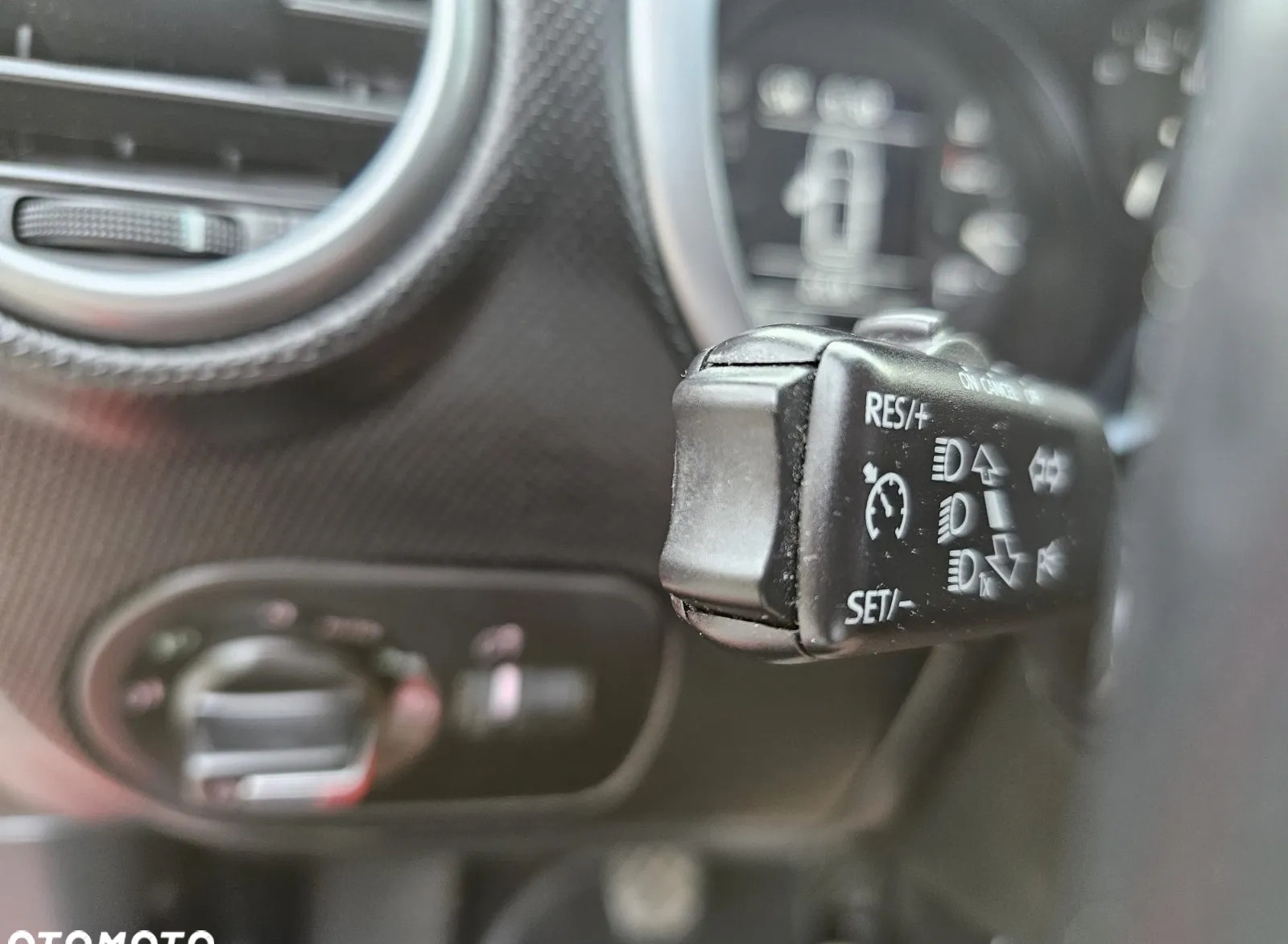 Seat Leon cena 27900 przebieg: 74876, rok produkcji 2011 z Kleczew małe 781